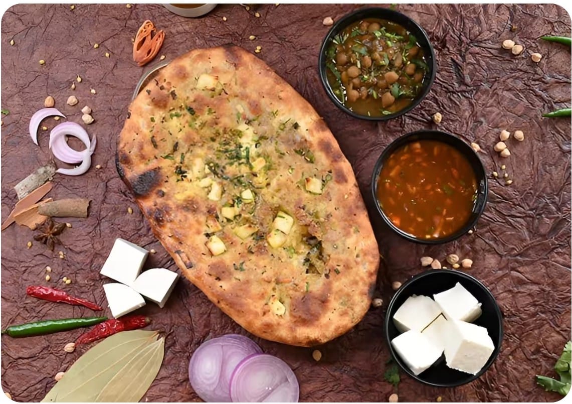 Paneer Pyaz Kulcha